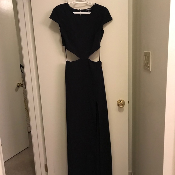 Lulu Cutout Gown - Navy - Picture 2 of 3